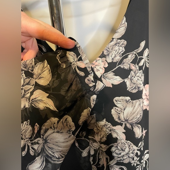 Floral Forever 21 Blouse - Picture 4 of 4